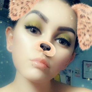 Meet your Posher, Yumie